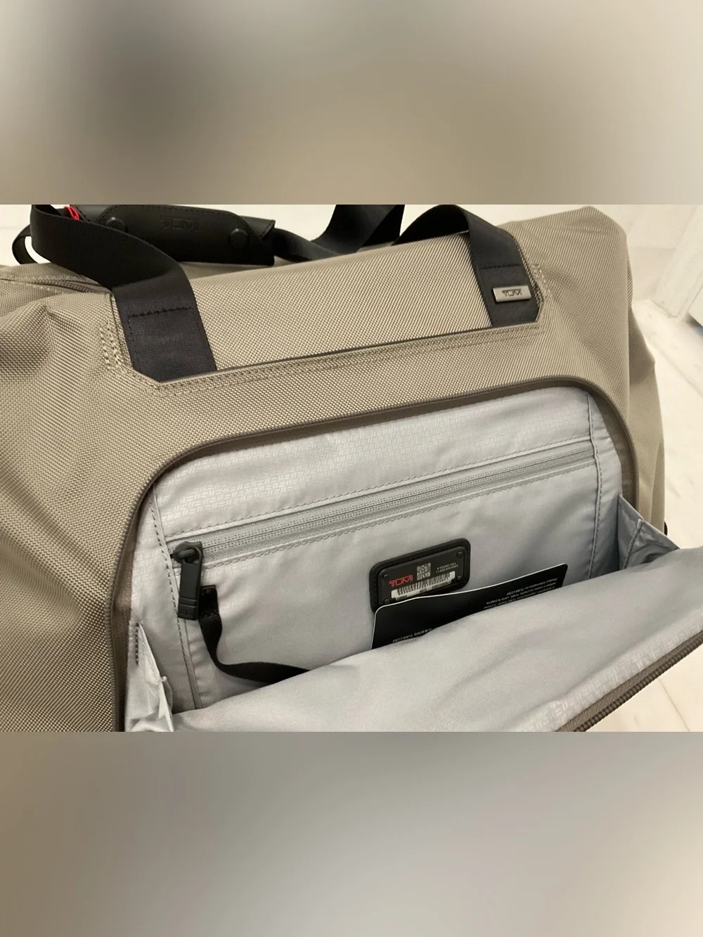 NEW Tumi ALPHA 18.5” Double Expansion TRAVEL Satchel Bag - GRAY ALLOY❗️